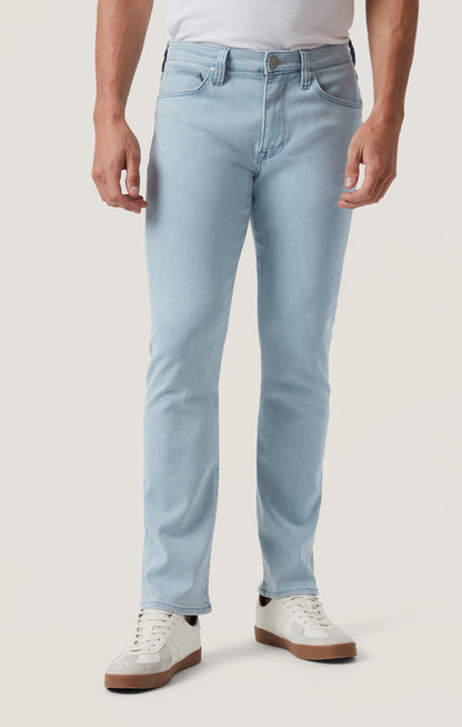 34 Heritage Courage Straight Leg Jeans in Ice Blue Urban