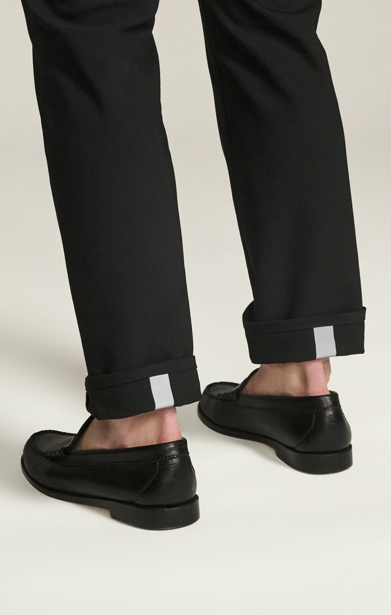 34 Heritage Charisma Relaxed Straight Pants in Black Commuter