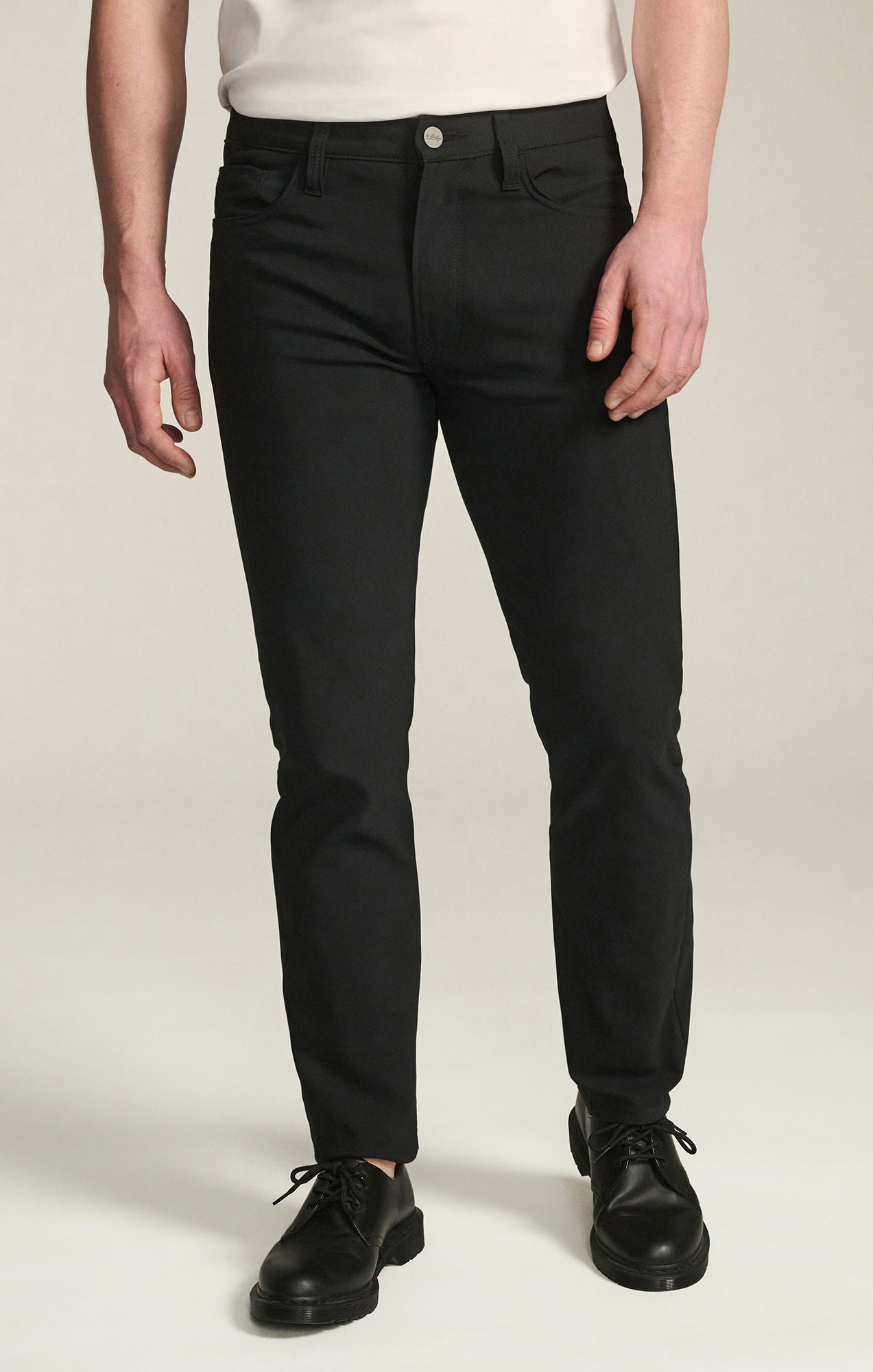 34 Heritage Straight Leg Commuter Pants in Black