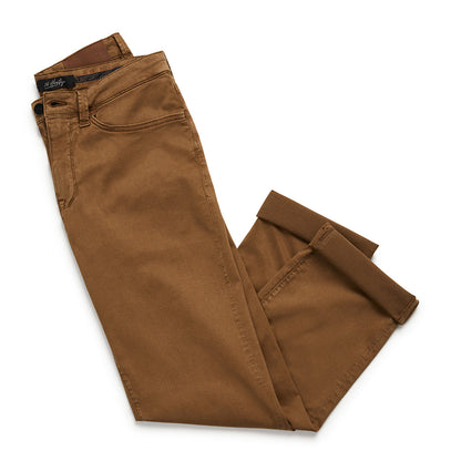34 Heritage Charisma Comfort Rise Relaxed Straight in Tobacco Twill