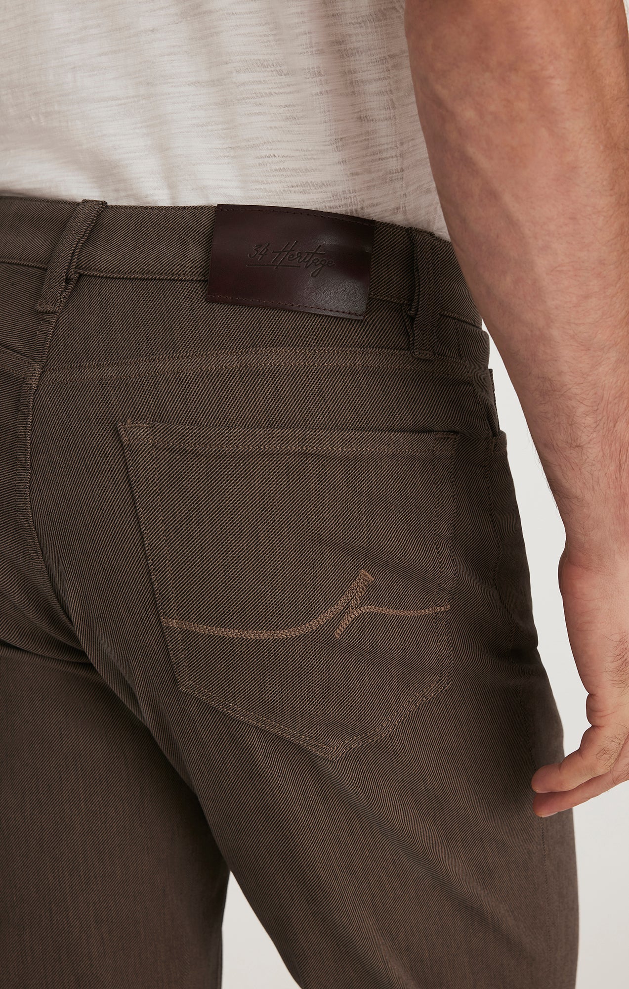 34 Heritage Charisma Relaxed Straight Pants in Coffee Diagonal