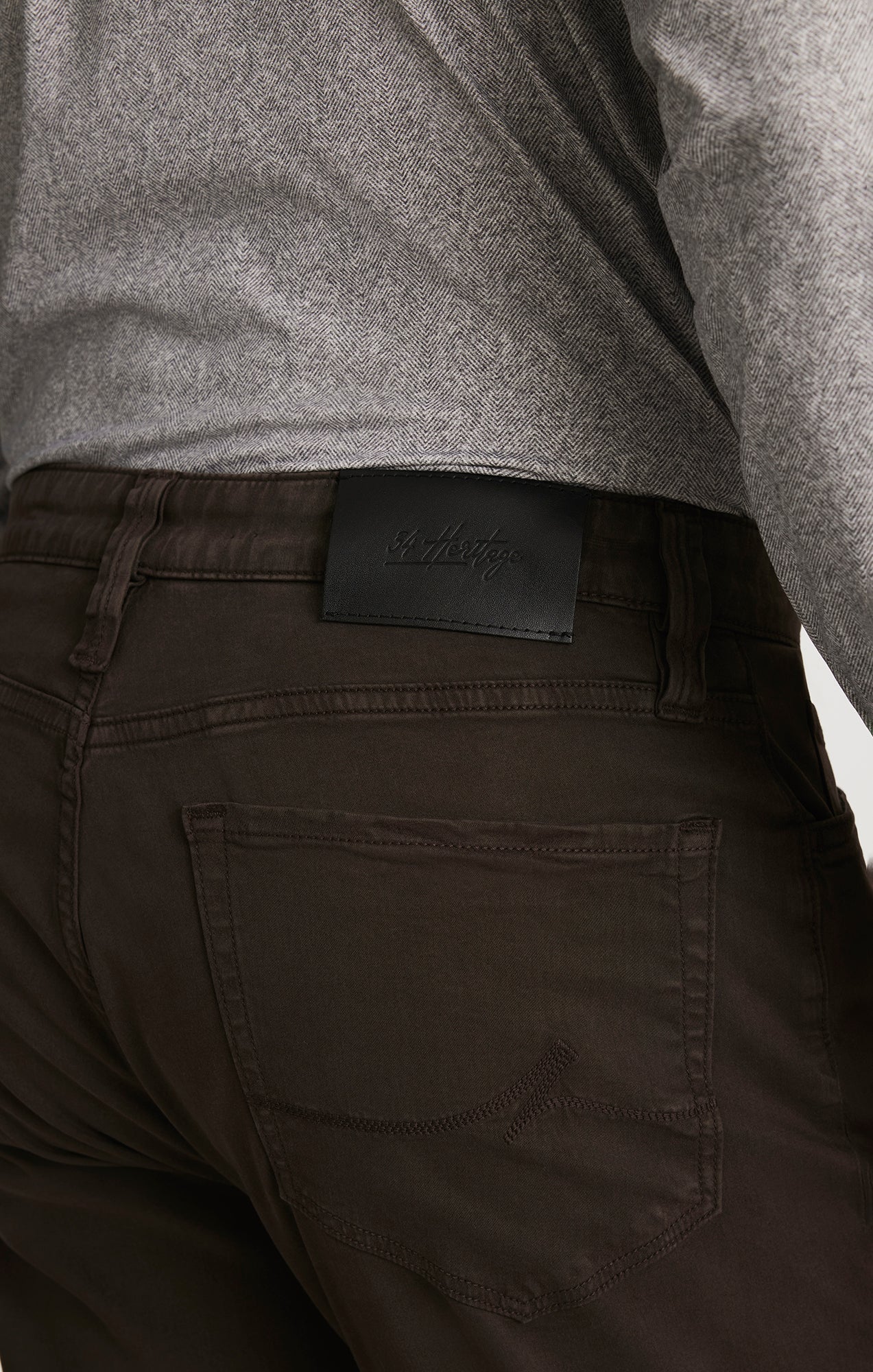 34 Heritage Charisma Relaxed Straight Pants in Brunette Twill