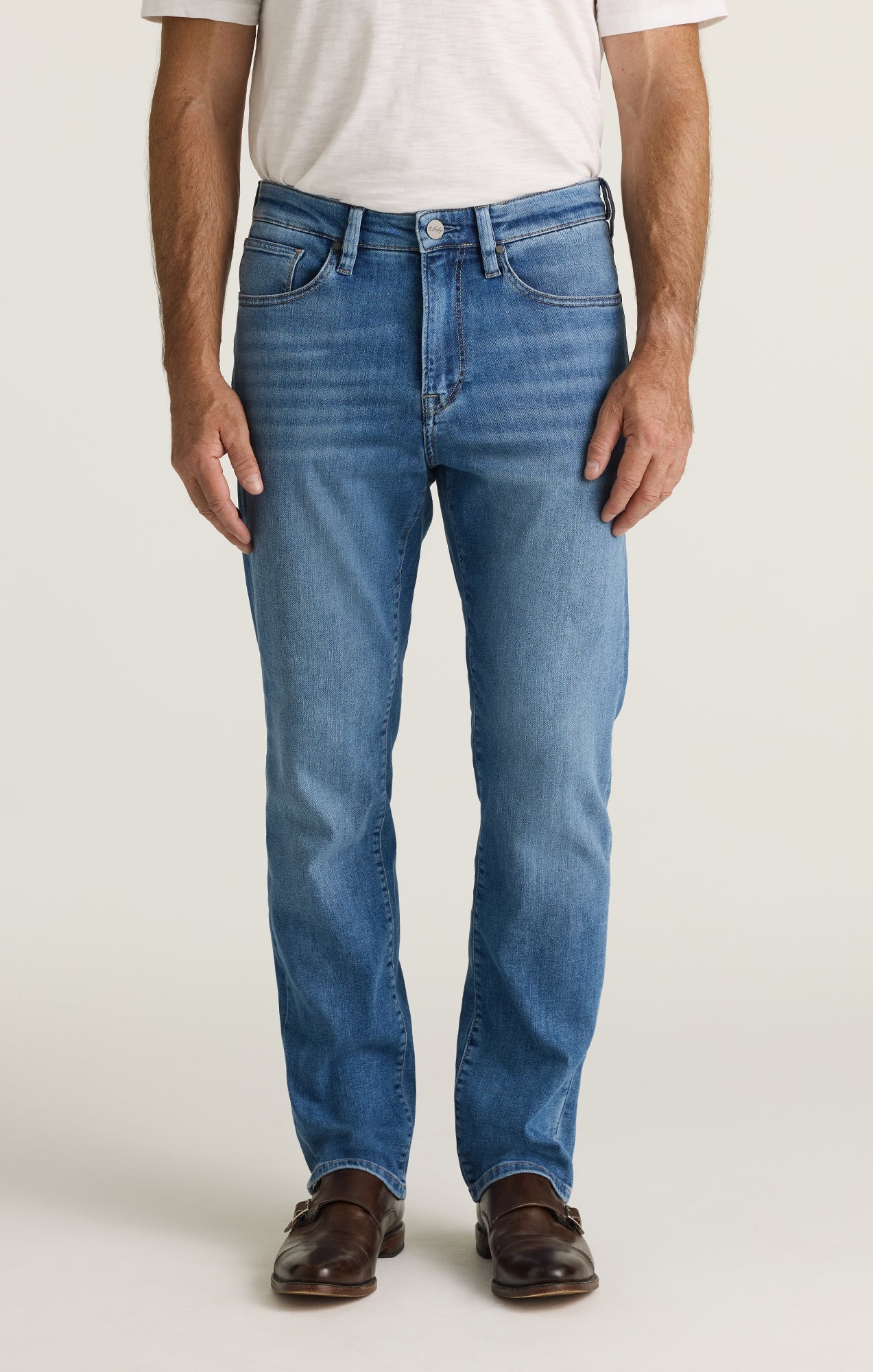 34 Heritage Charisma Relaxed Straight Jeans in Light Brushed Aerodenim