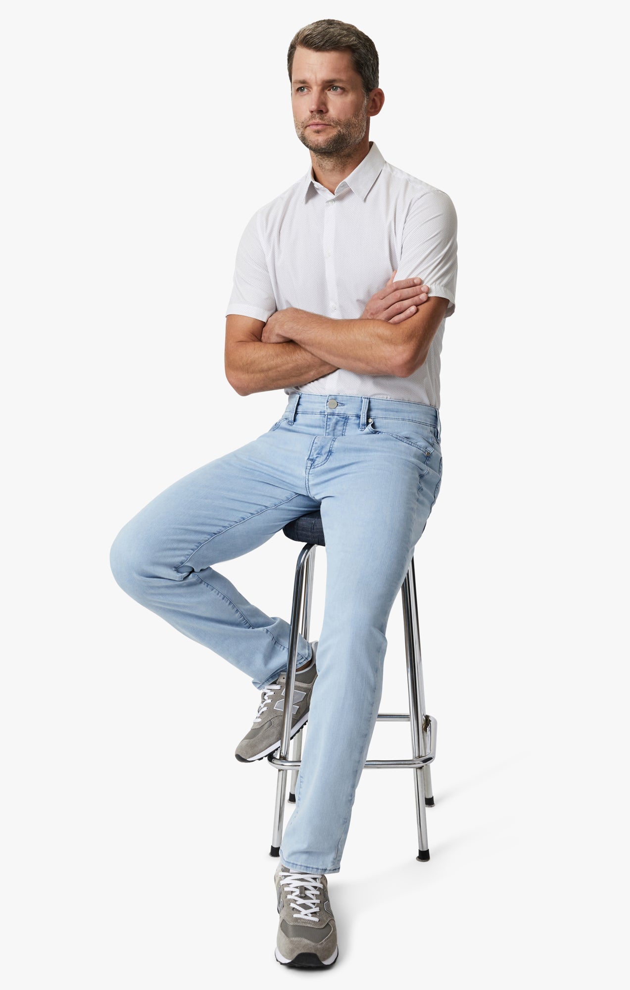 34 Heritage Courage Straight Leg Jeans In Bleached Kona