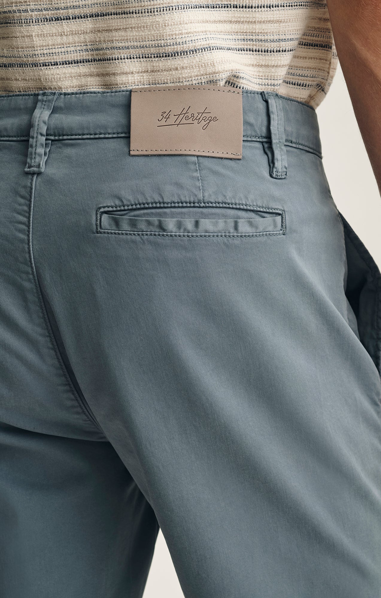 34 Heritage Nevada Classic Shorts In Flint Stone Twill