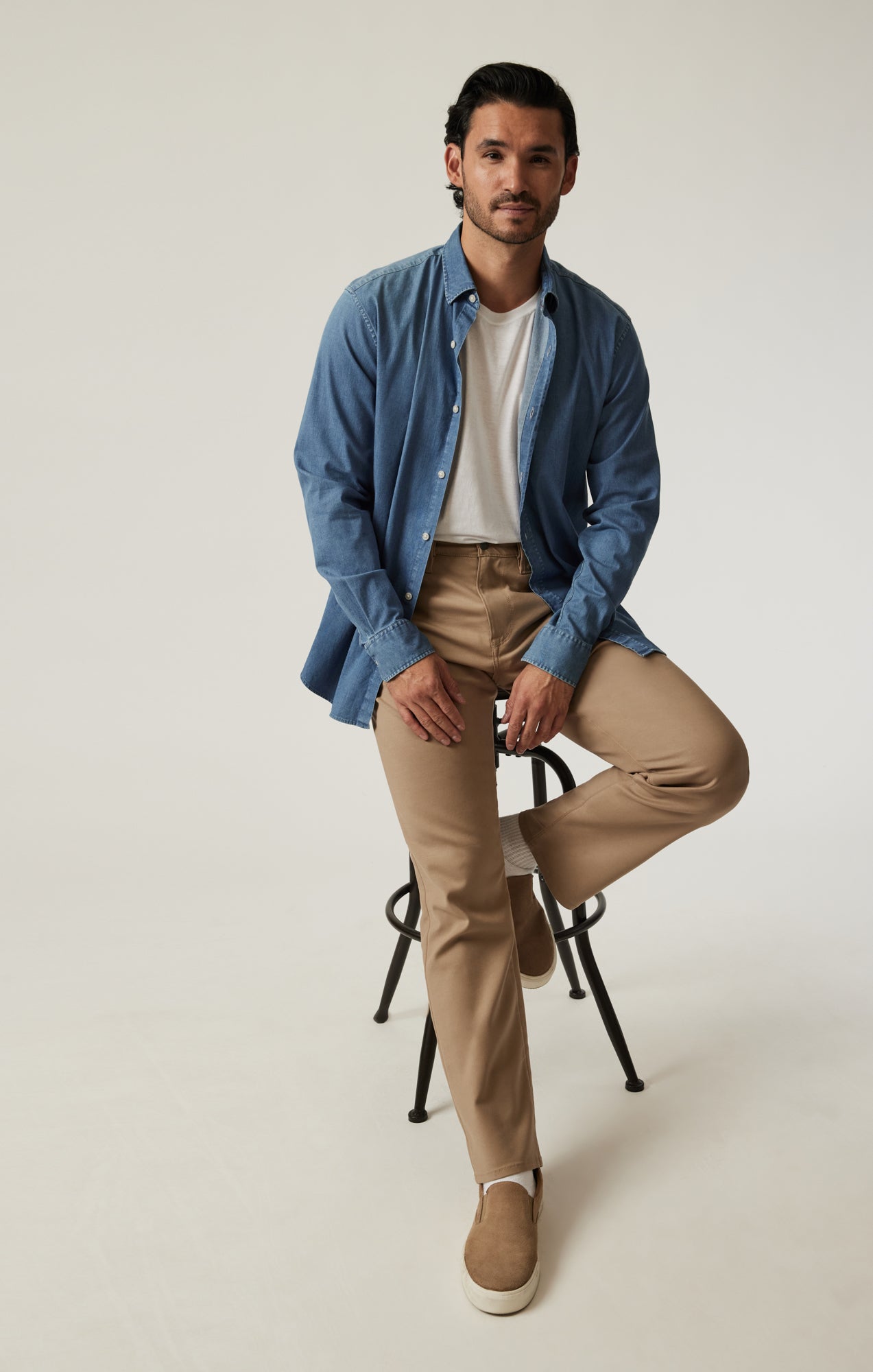 34 Heritage Charisma Relaxed Straight Pants in Khaki High Flyer