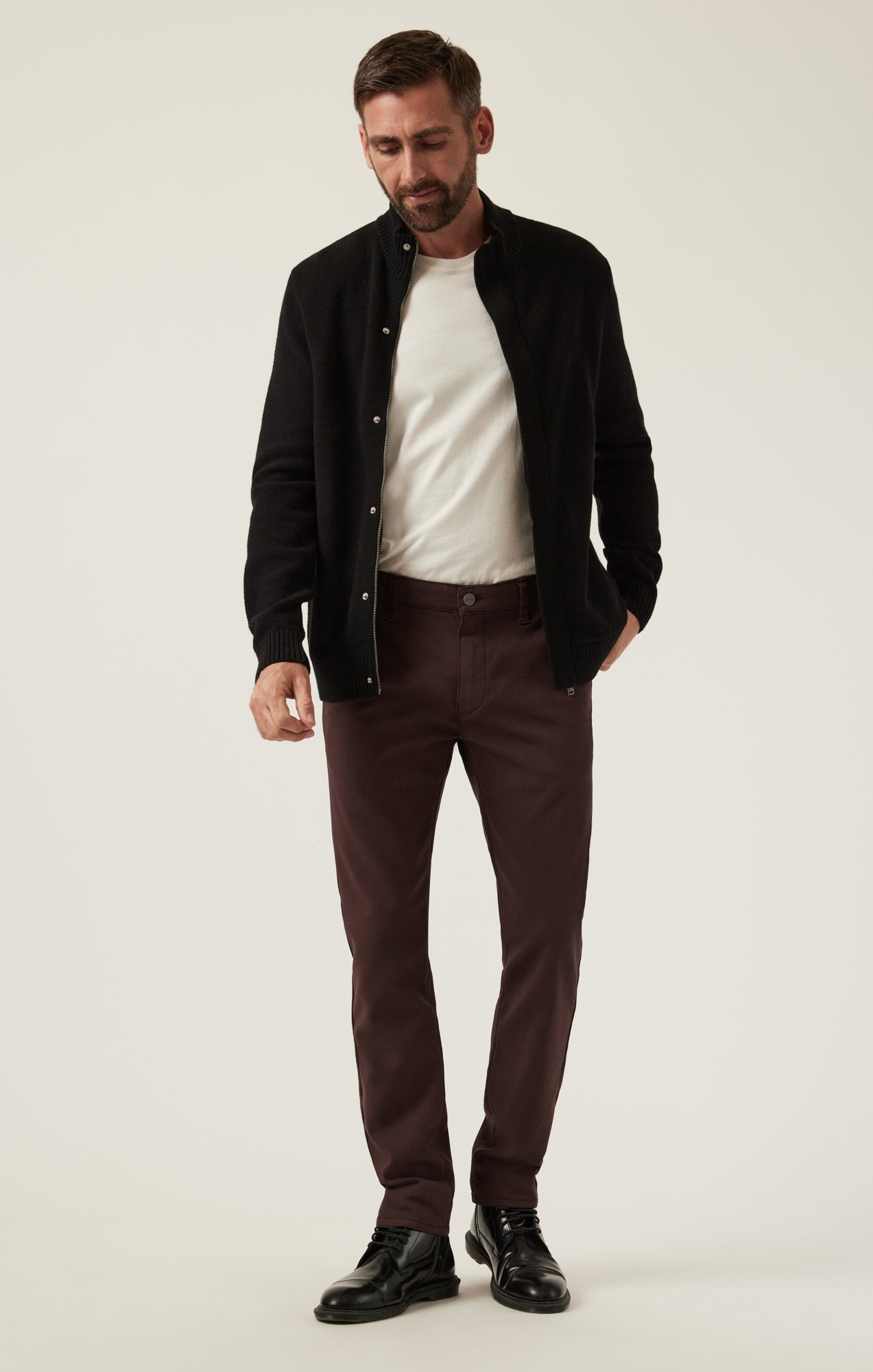 34 Heritage Verona Straight Leg Chino Pants in Burgundy High Flyer