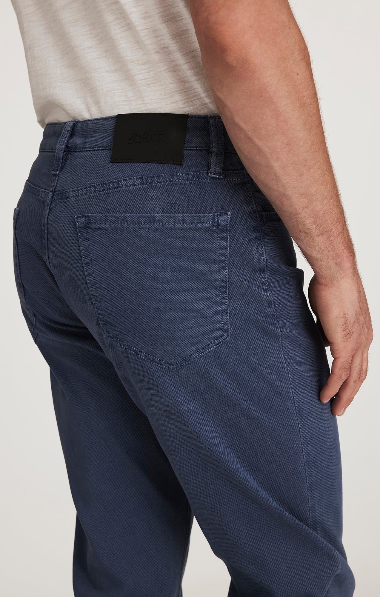 34 Heritage Charisma Relaxed Straight Pants in Blue Honeycomb