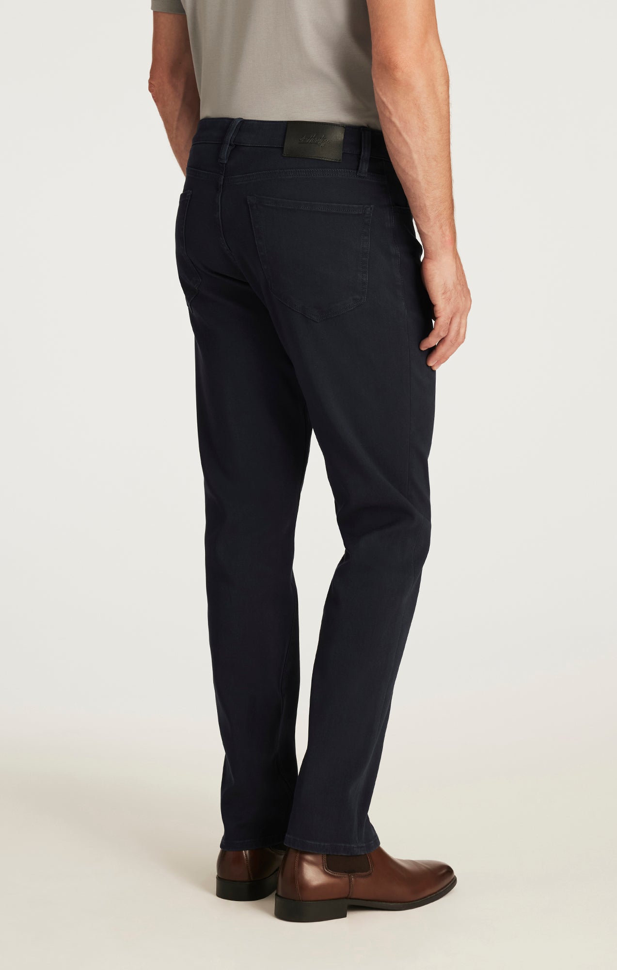 34 Heritage Charisma Relaxed Straight Pants in Dark Navy Cloud Luxe