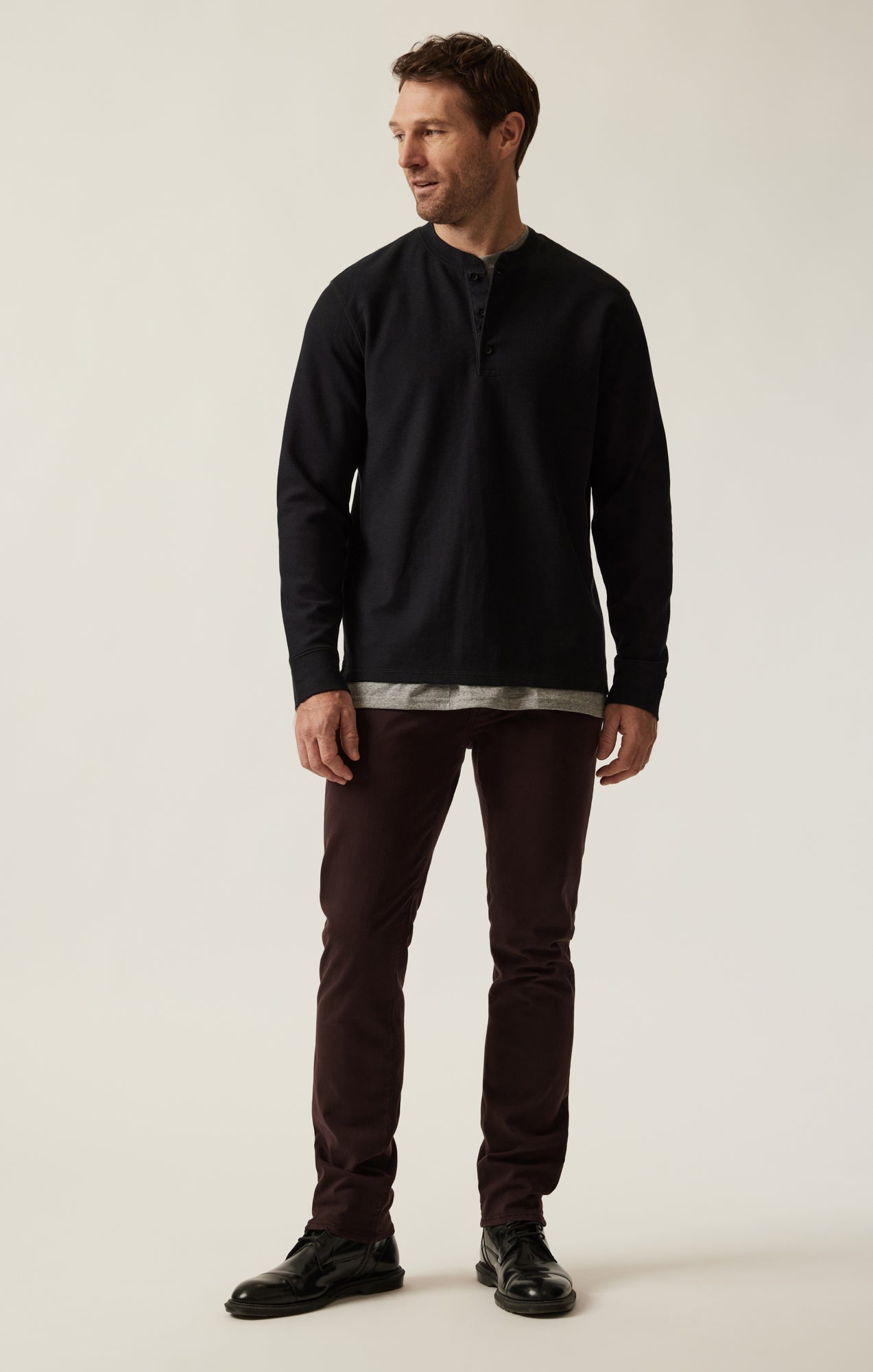 34 Heritage Long Sleeve Henley In Black