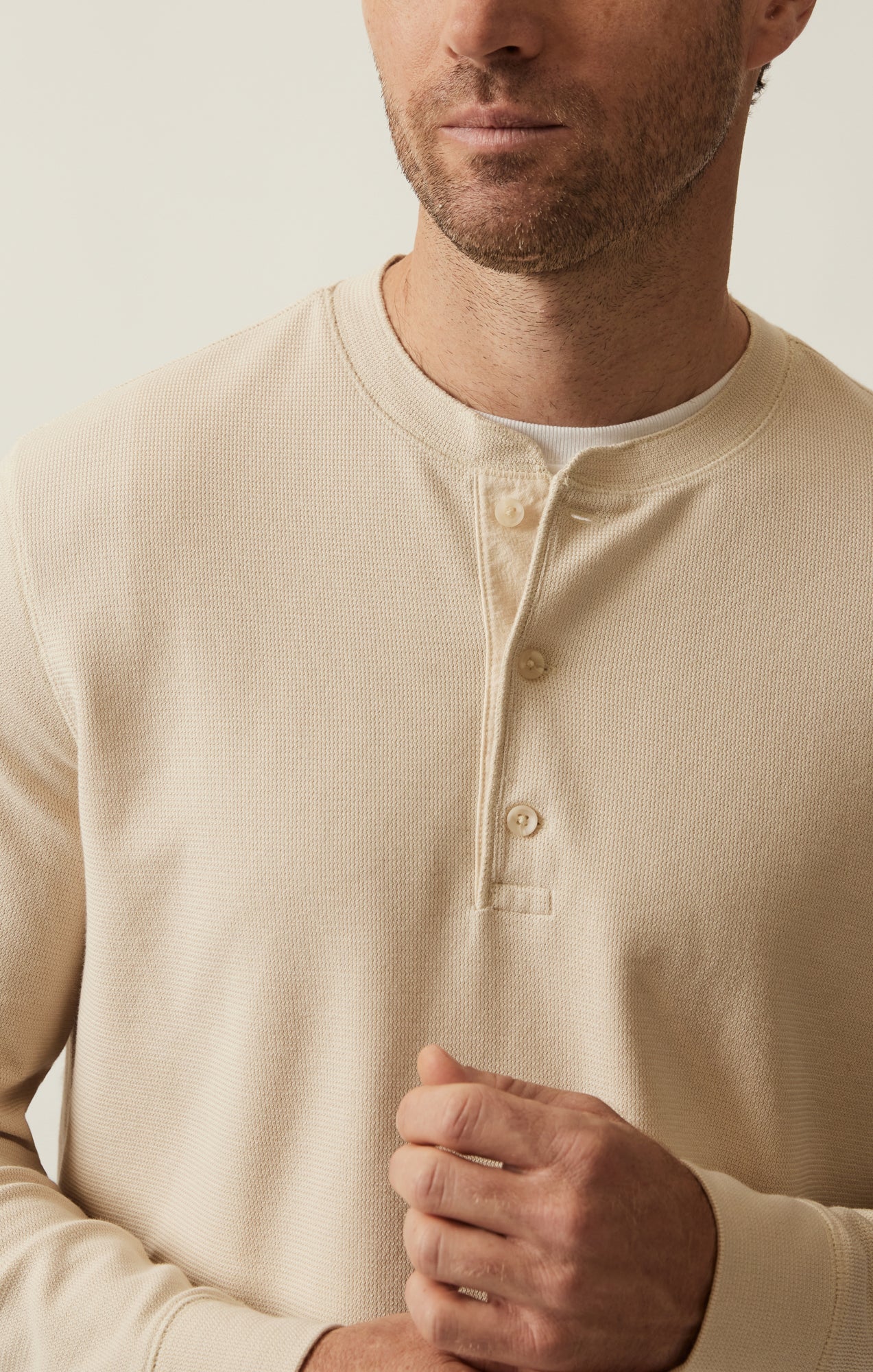 34 Heritage Long Sleeve Henley In Oatmeal