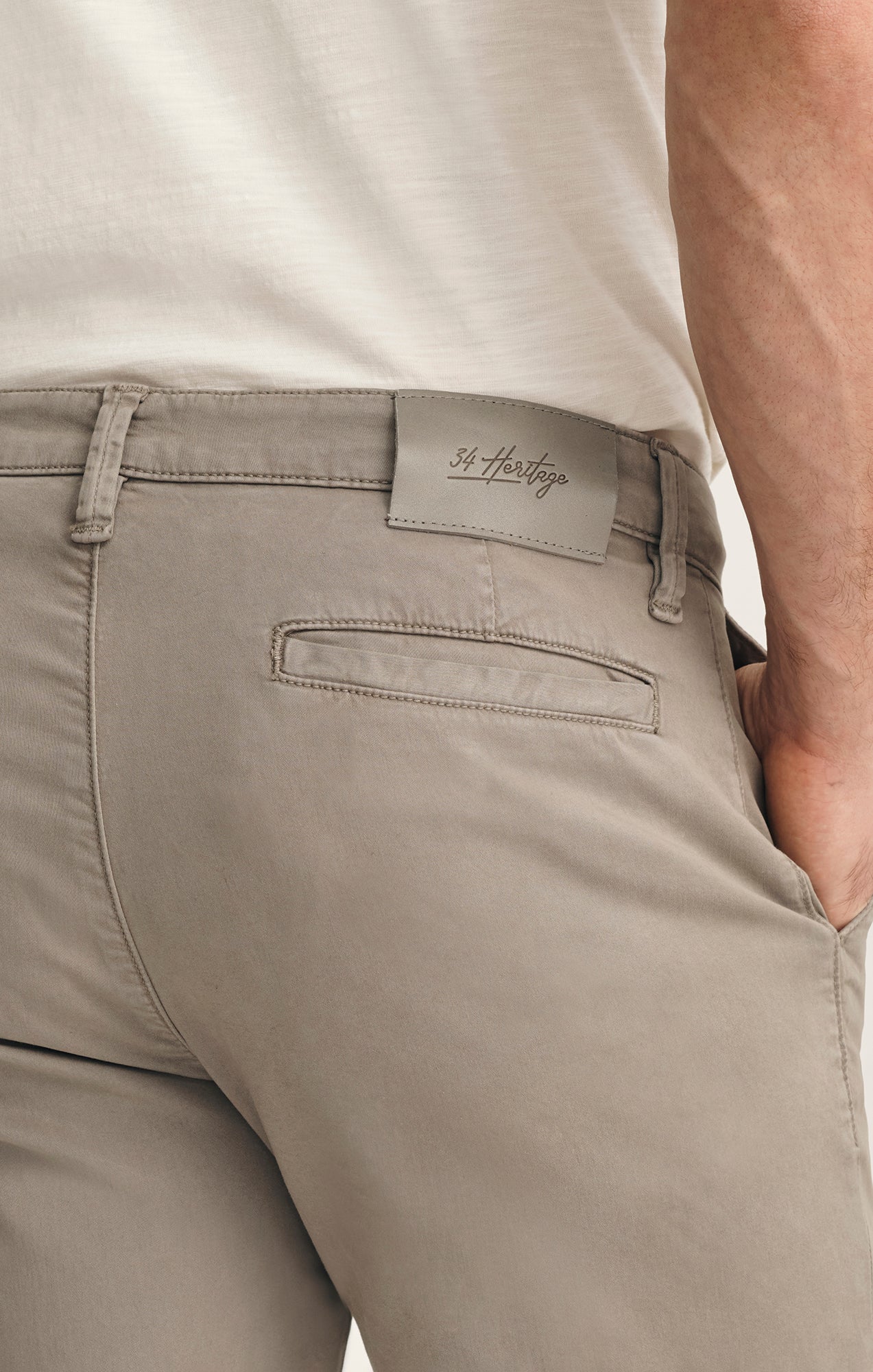 34 Heritage Arizona Slim Shorts In Driftwood Twill