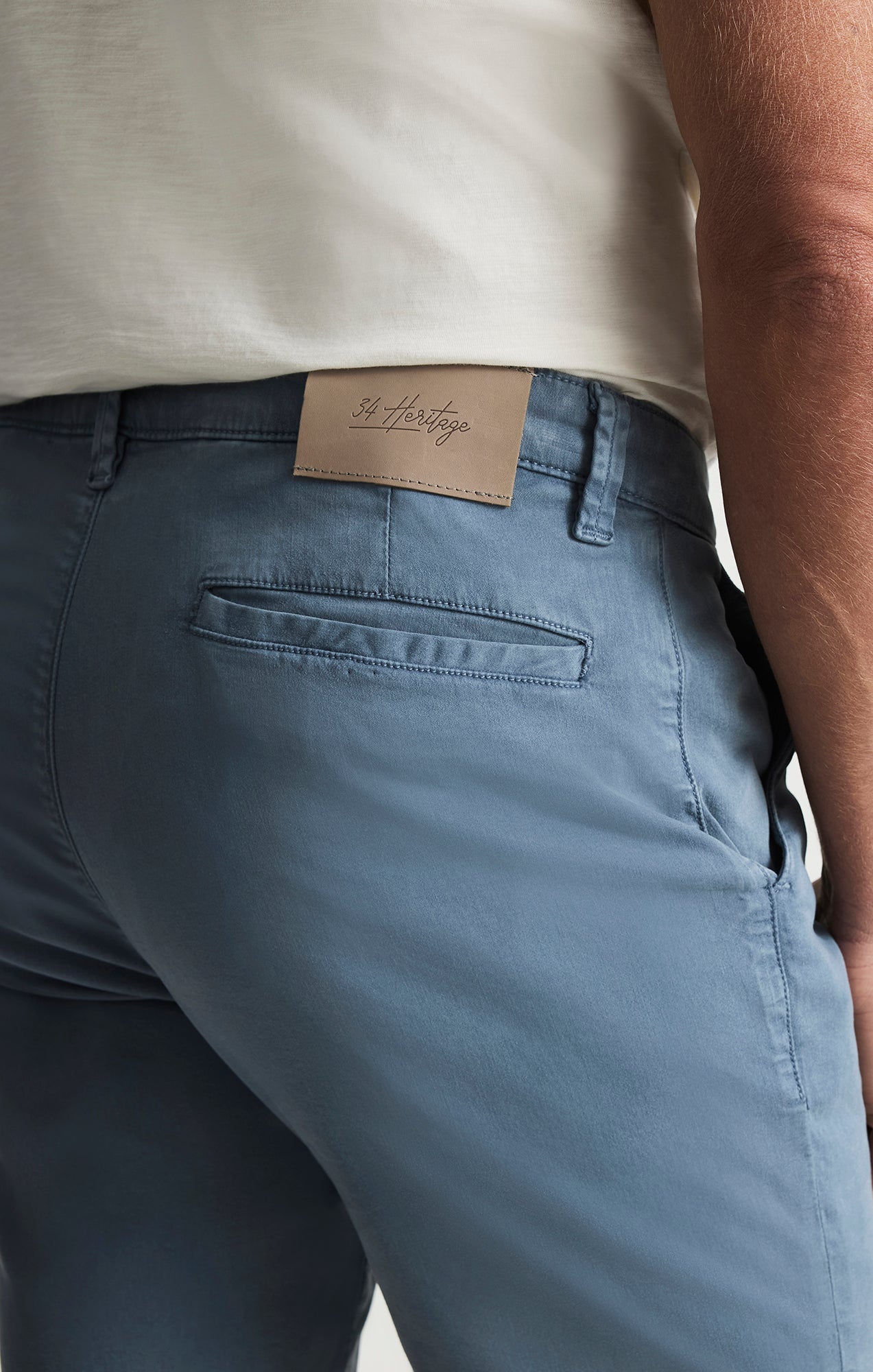 34 Heritage Arizona Slim Shorts In Flint Stone Twill