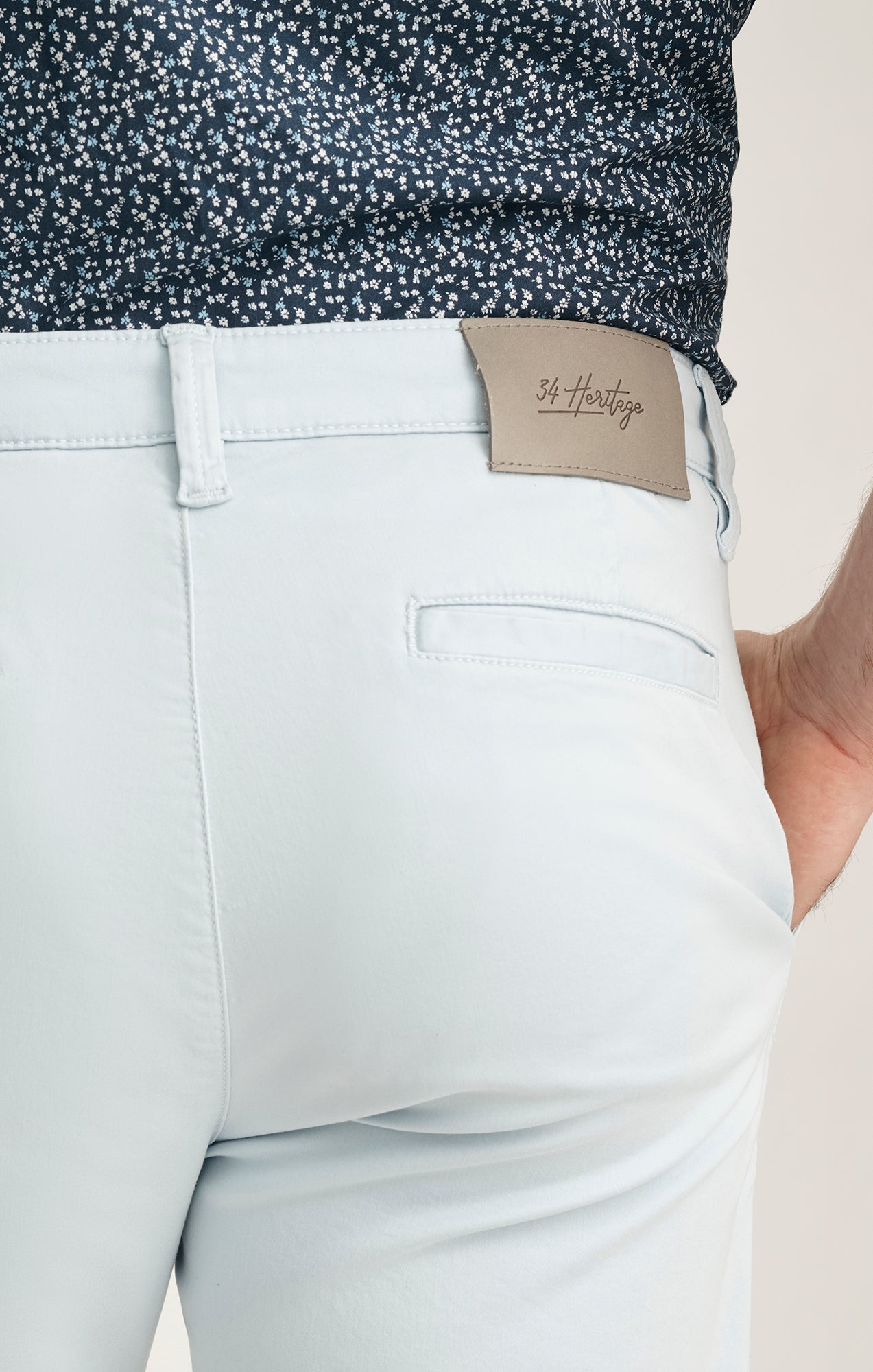 34 Heritage Hampton Classic Shorts In Breeze Twill