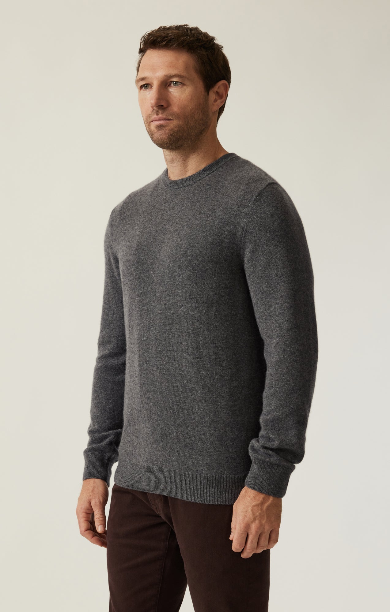 34 Heritage Cashmere Crew Neck Sweater In Charcoal