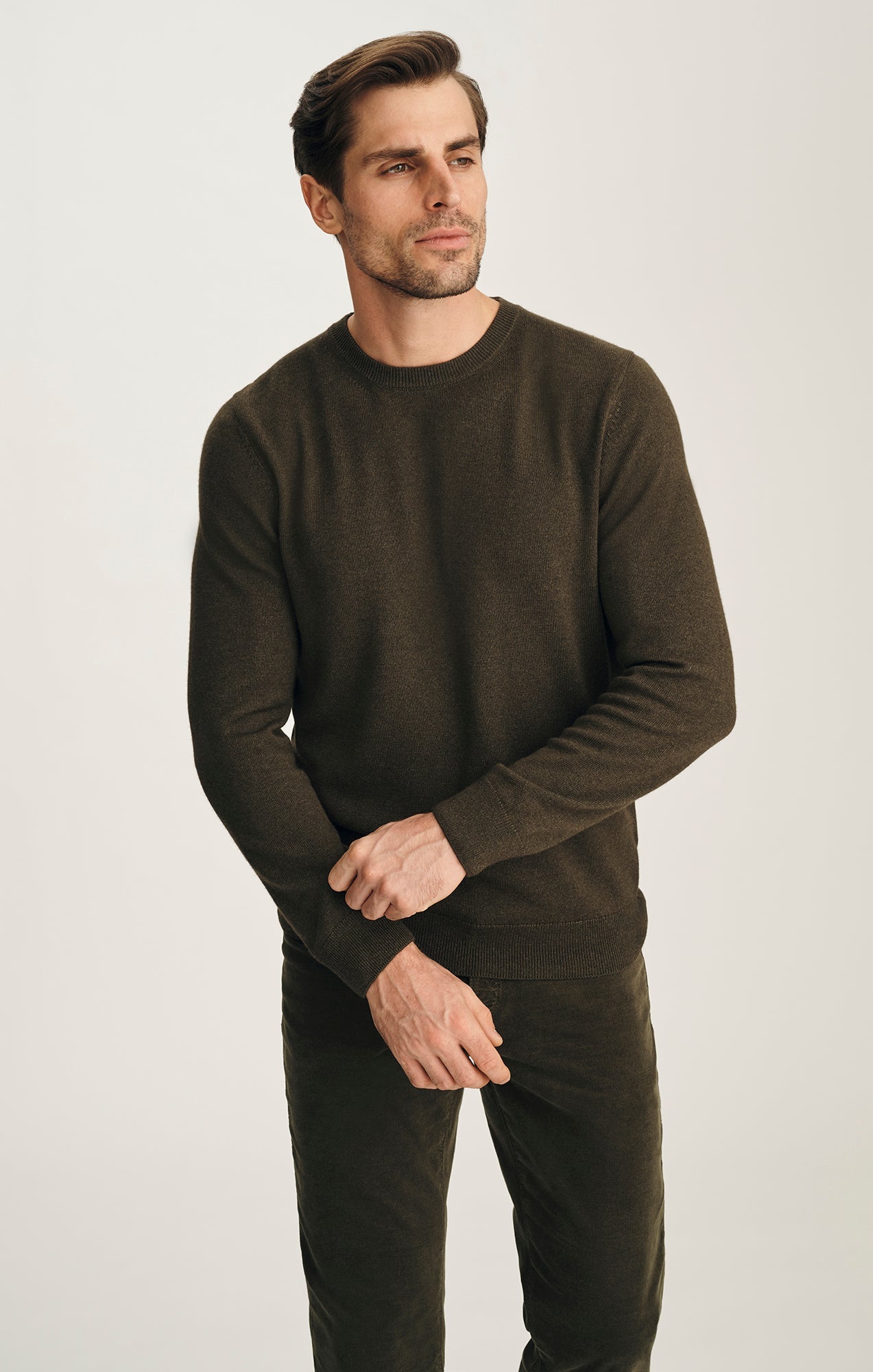 34 Heritage Cashmere Wool Blend Crew Neck Sweater In Khaki