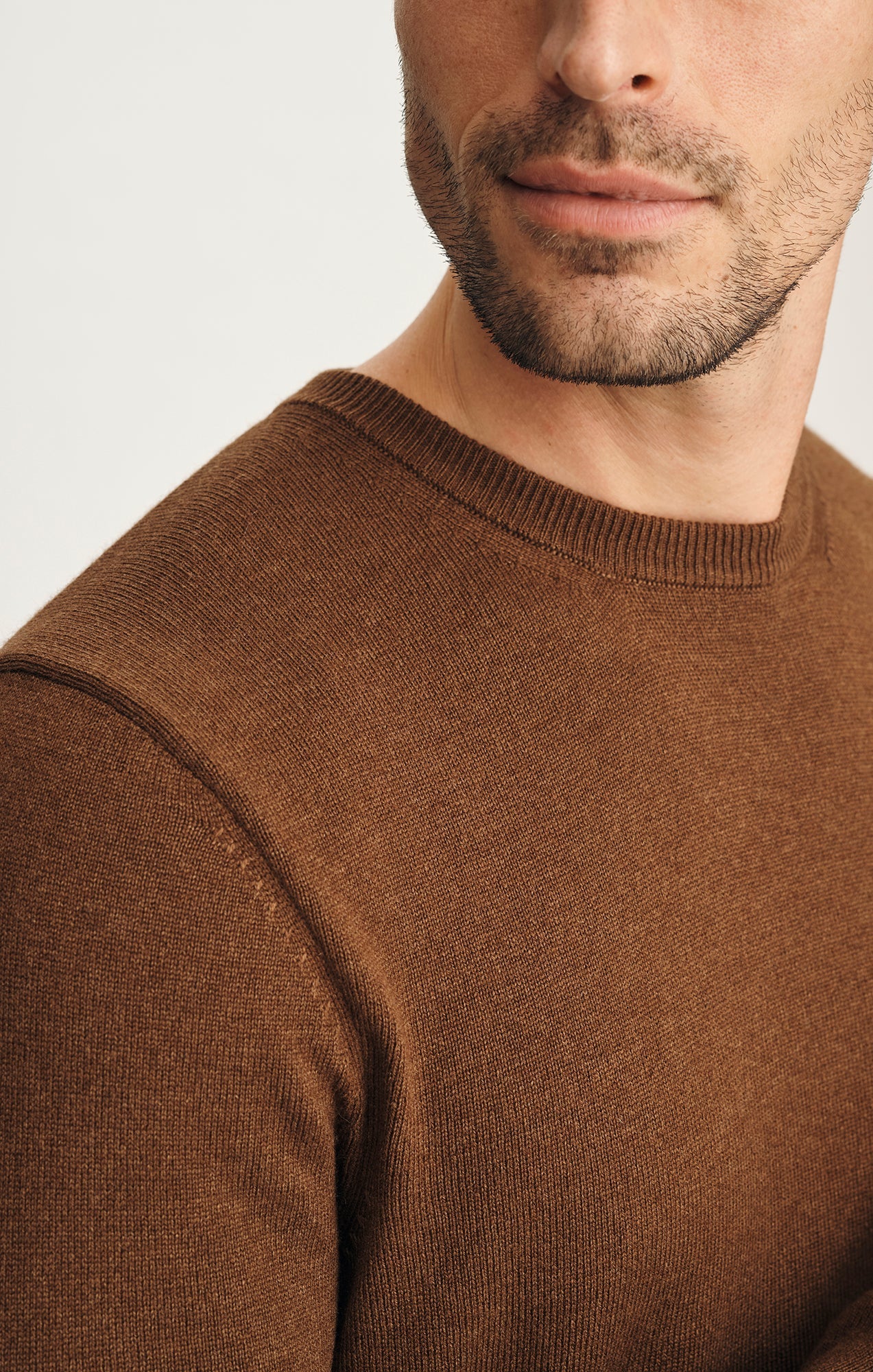 34 Heritage Cashmere Crew Neck Sweater In Coffee
