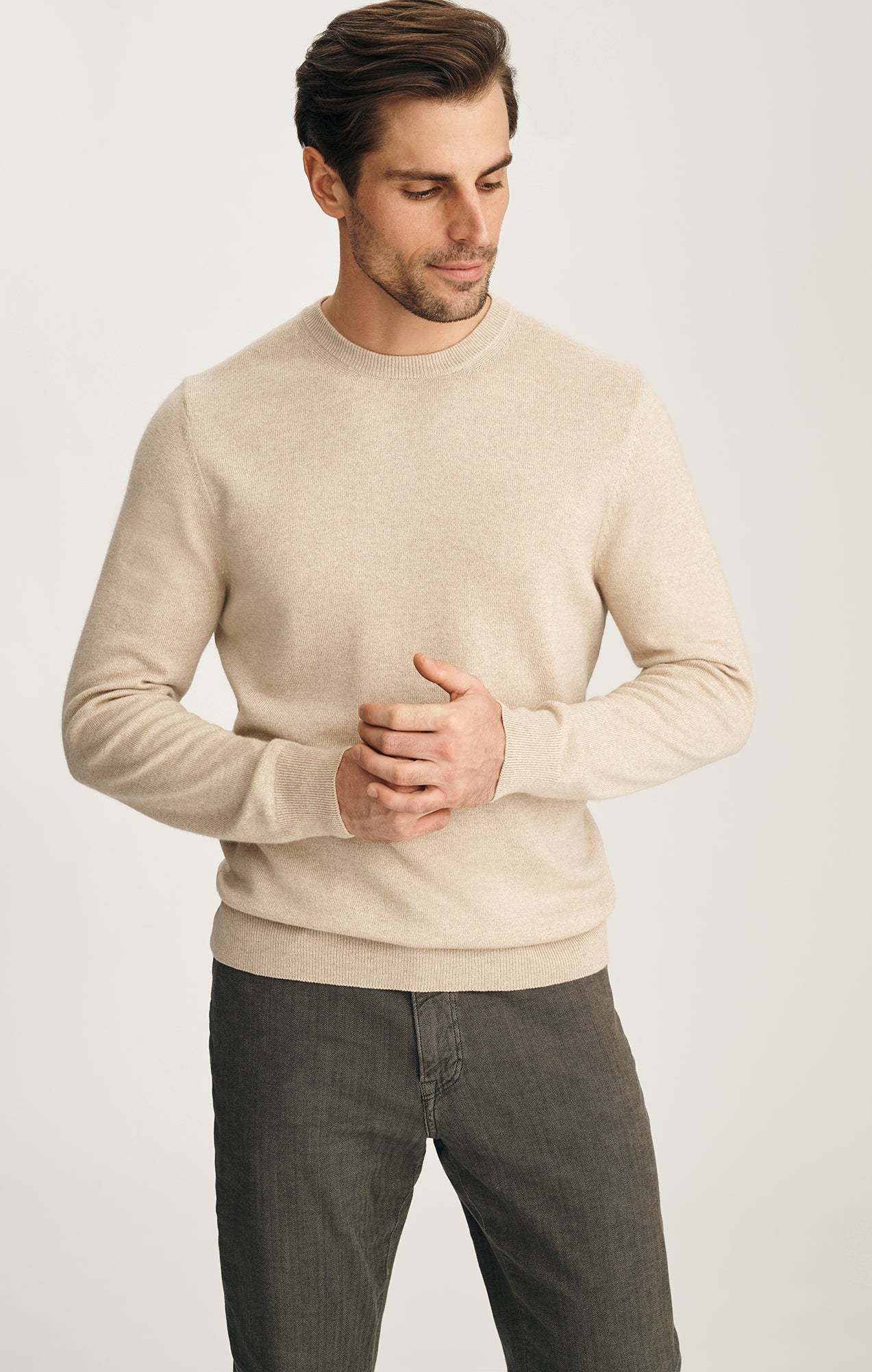 34 Heritage Cashmere Wool Blend Crew Neck Sweater In Beige