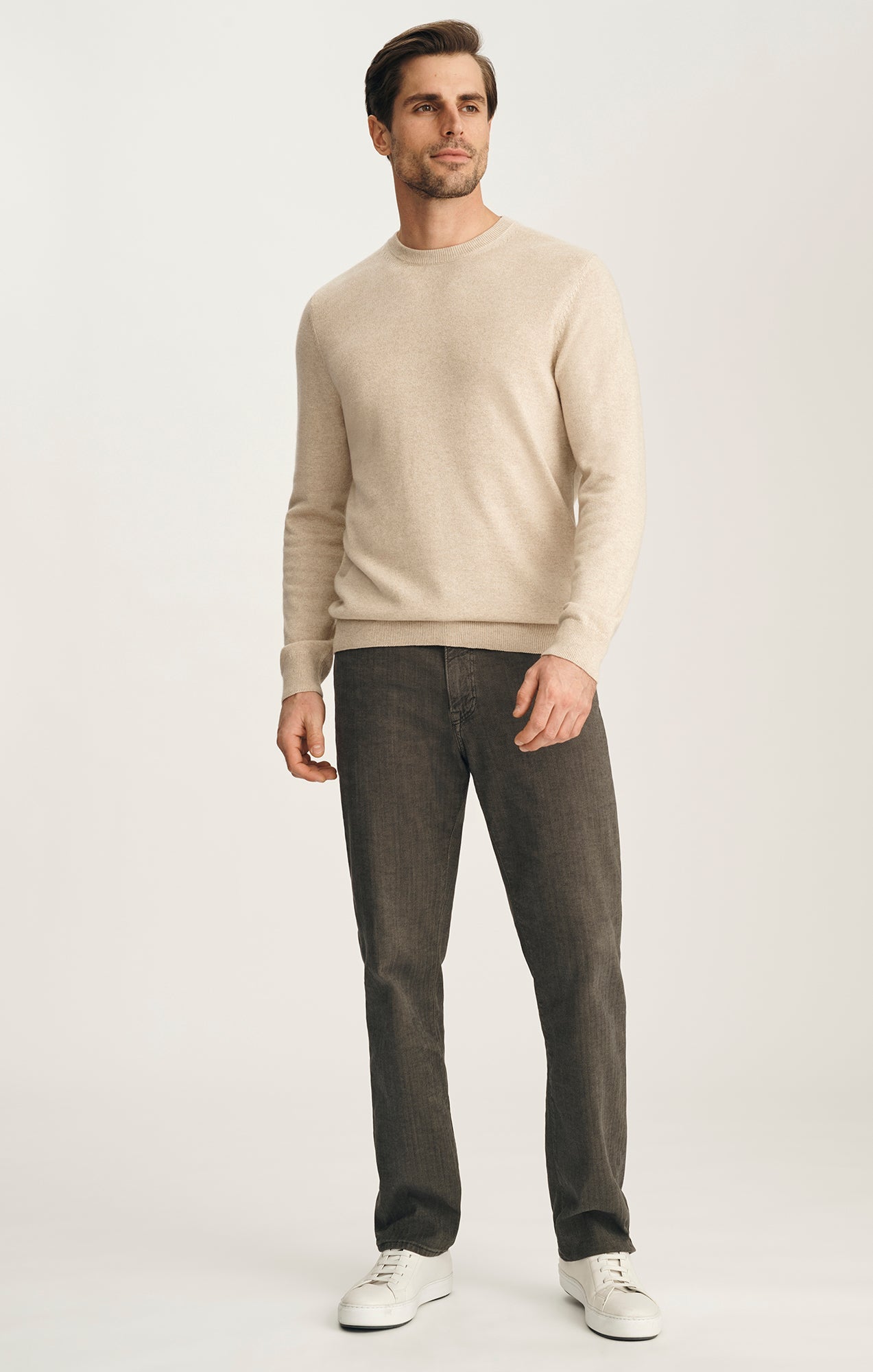 34 Heritage Cashmere Wool Blend Crew Neck Sweater In Beige