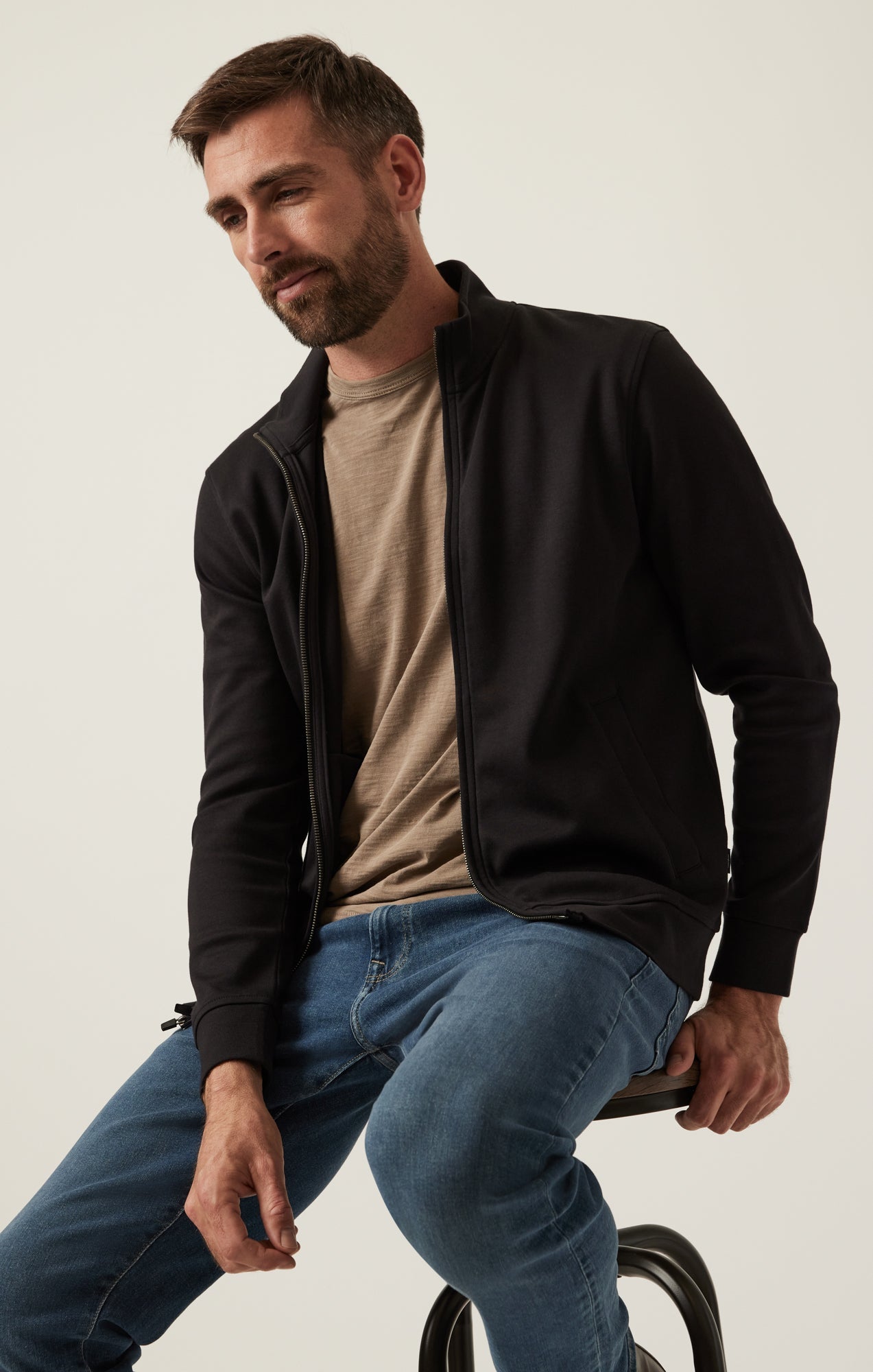 34 Heritage High Neck Zip-Up Sweater In Black