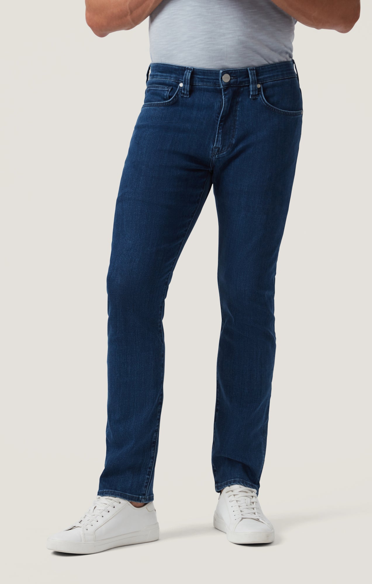 34 Heritage Courage Straight Leg Jeans in Night Blue Urban