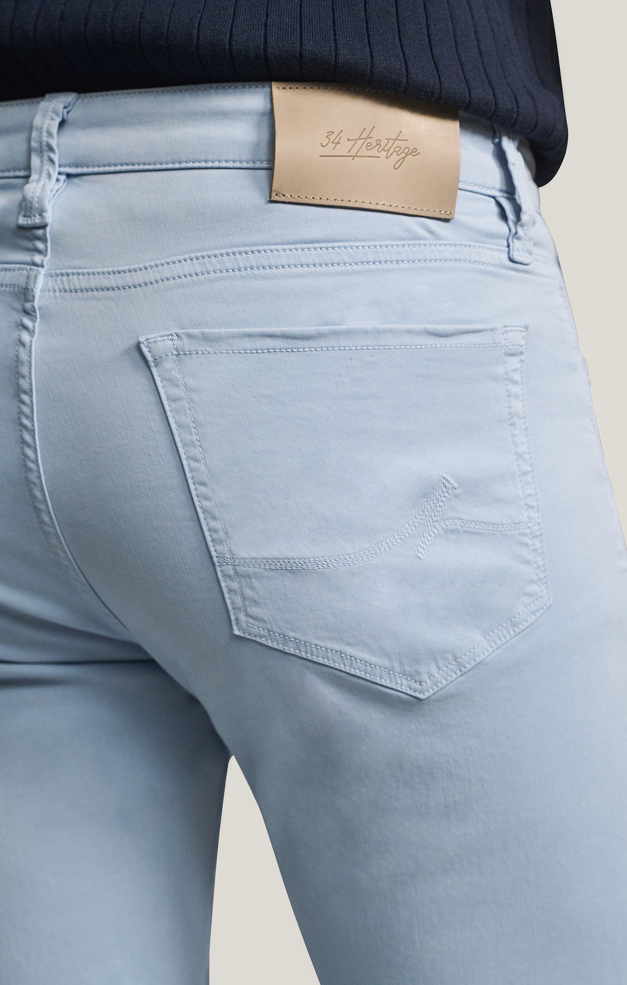 34 Heritage Courage Straight Leg Pants in Sky Twill