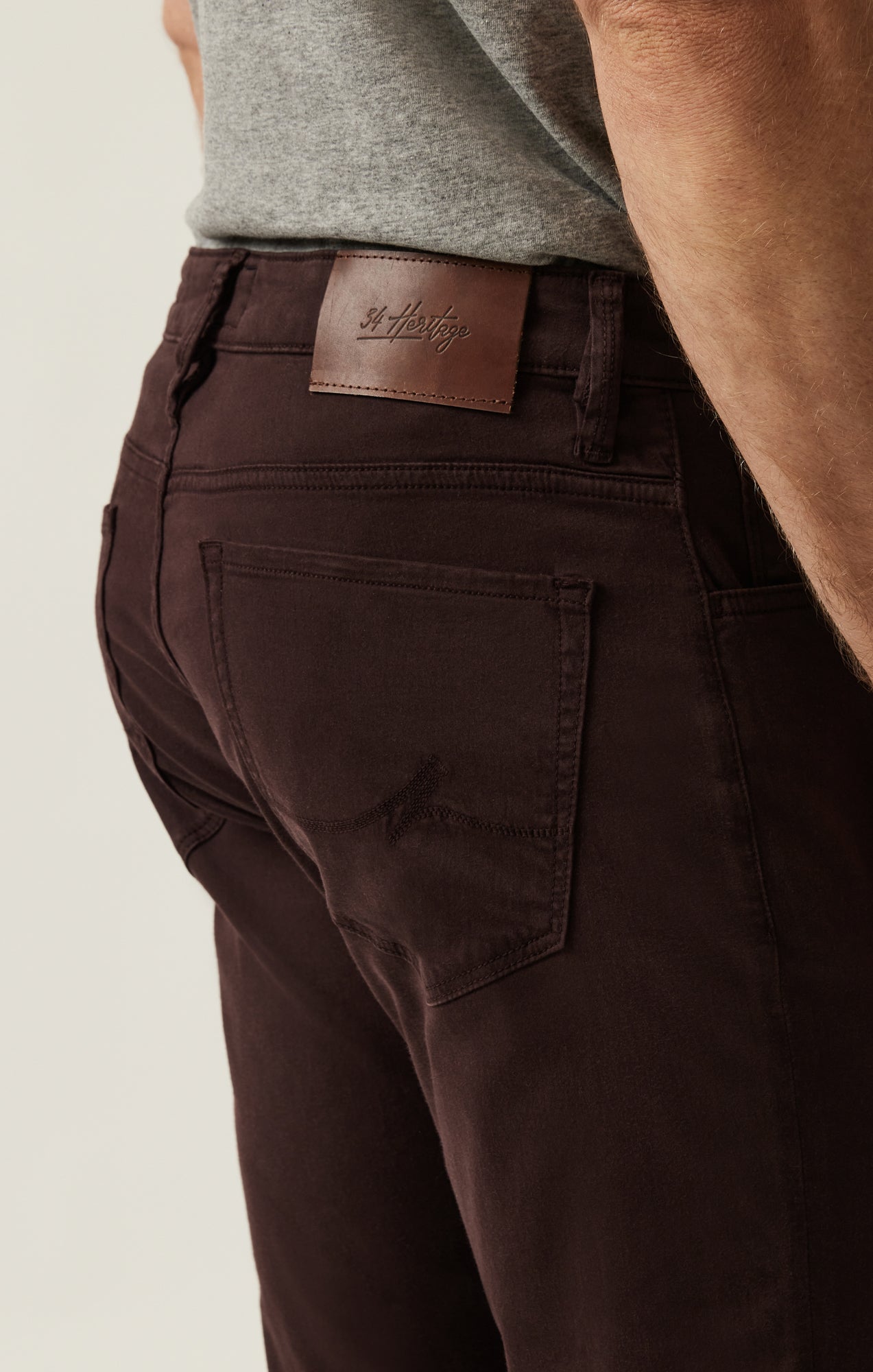 34 Heritage Courage Straight Leg Pants in Burgundy Twill