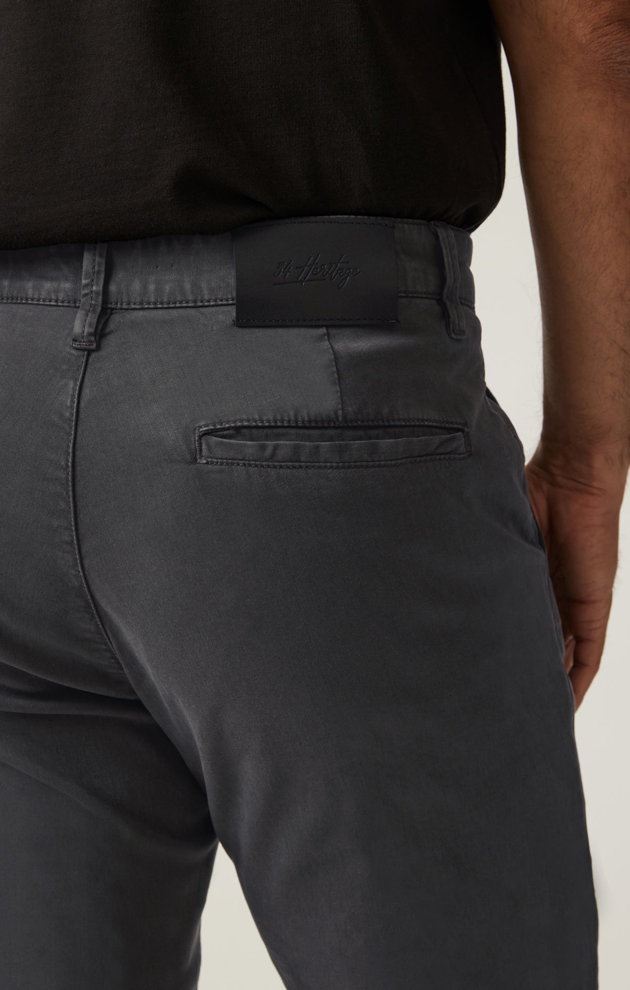 34 Heritage Charisma Relaxed Straight Chinos in Ash Twill
