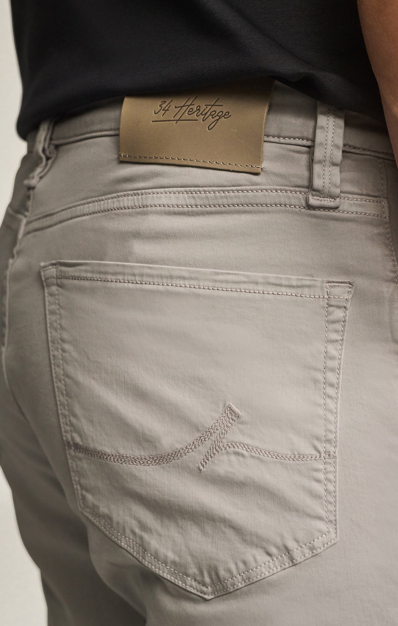 34 Heritage Charisma Relaxed Straight Pants in Cement Twill