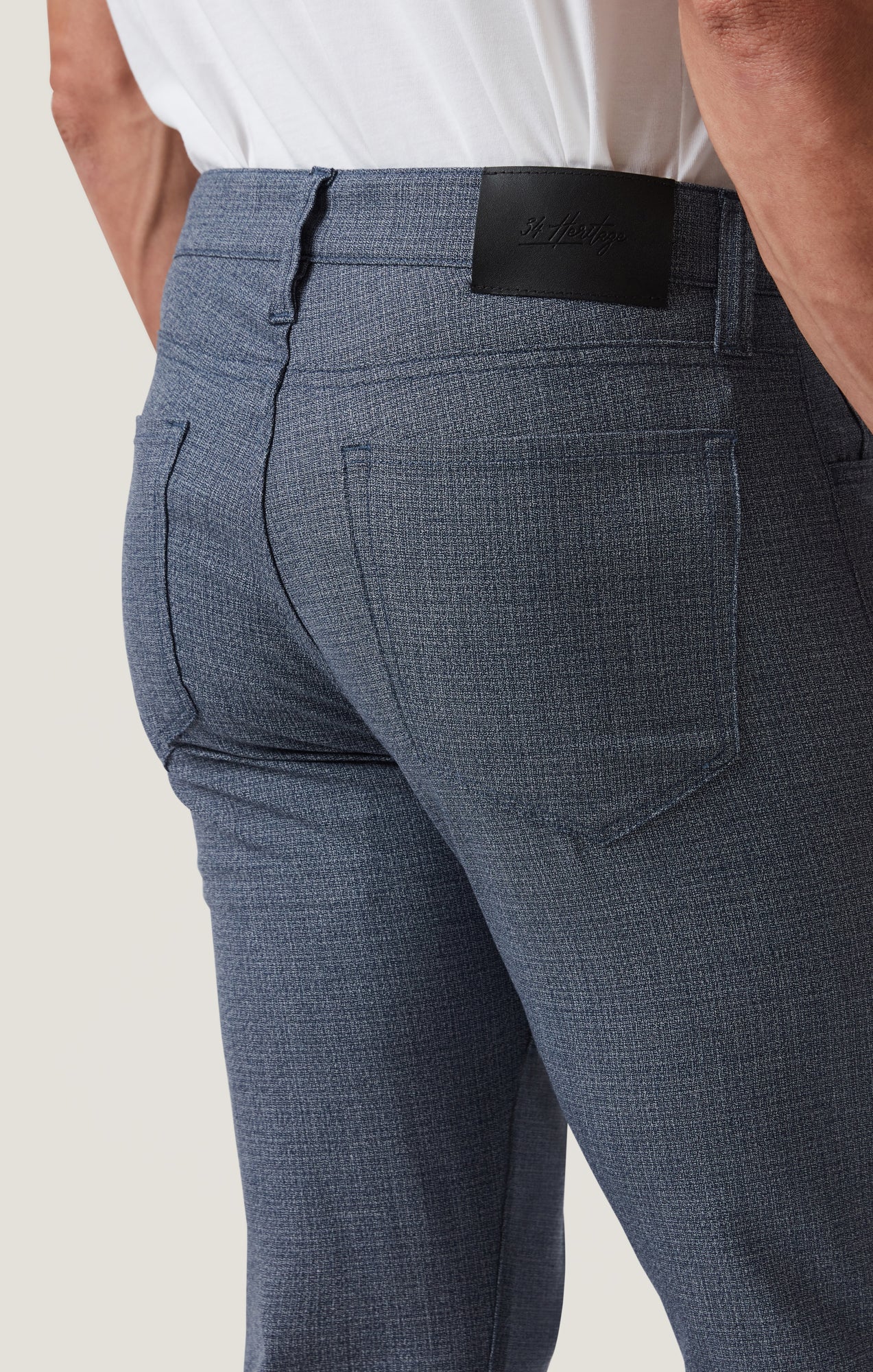 34 Heritage Charisma Relaxed Straight Pants in Navy Fancy