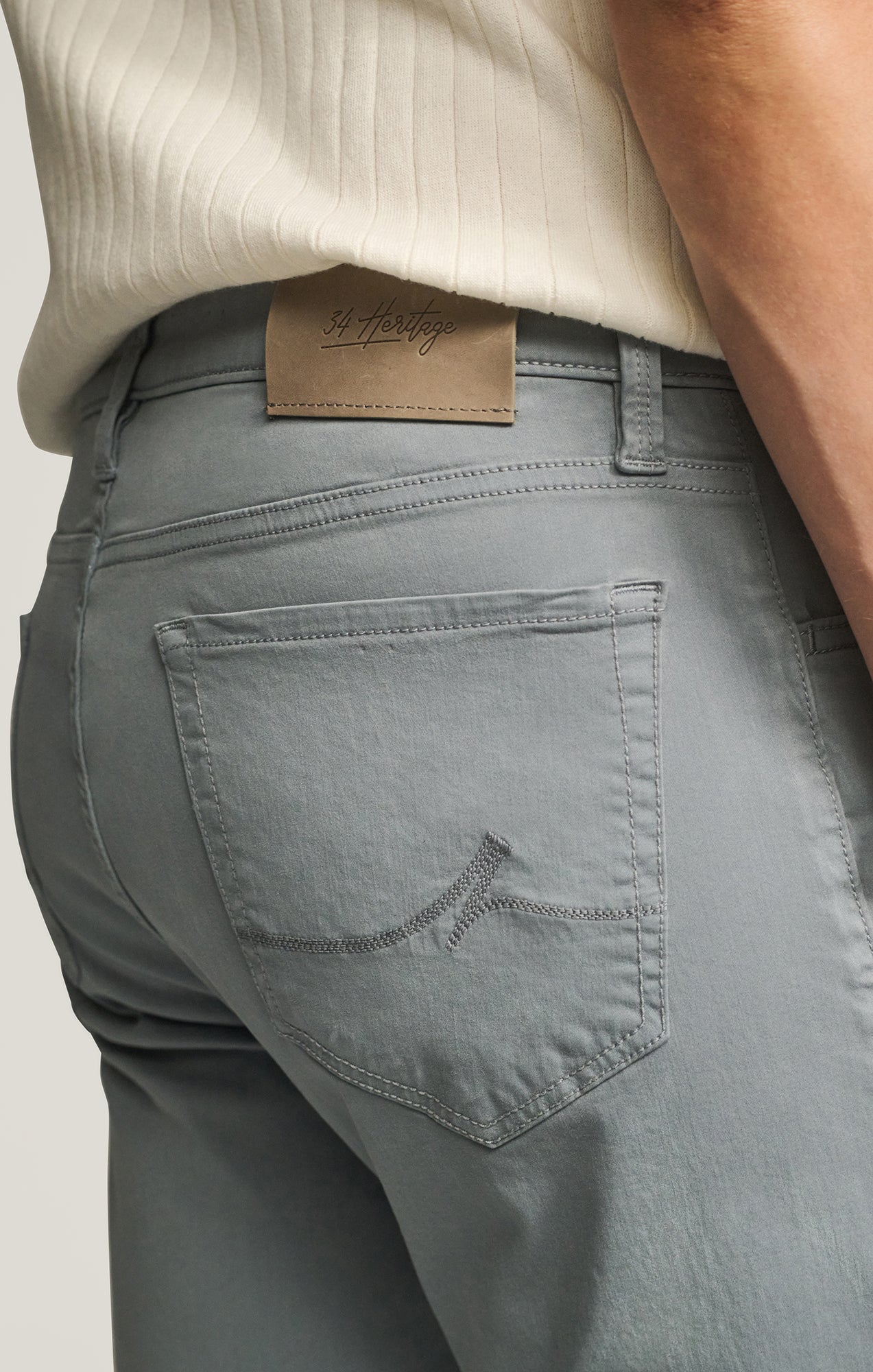 34 Heritage Courage Straight Leg Pants in Alloy Twill