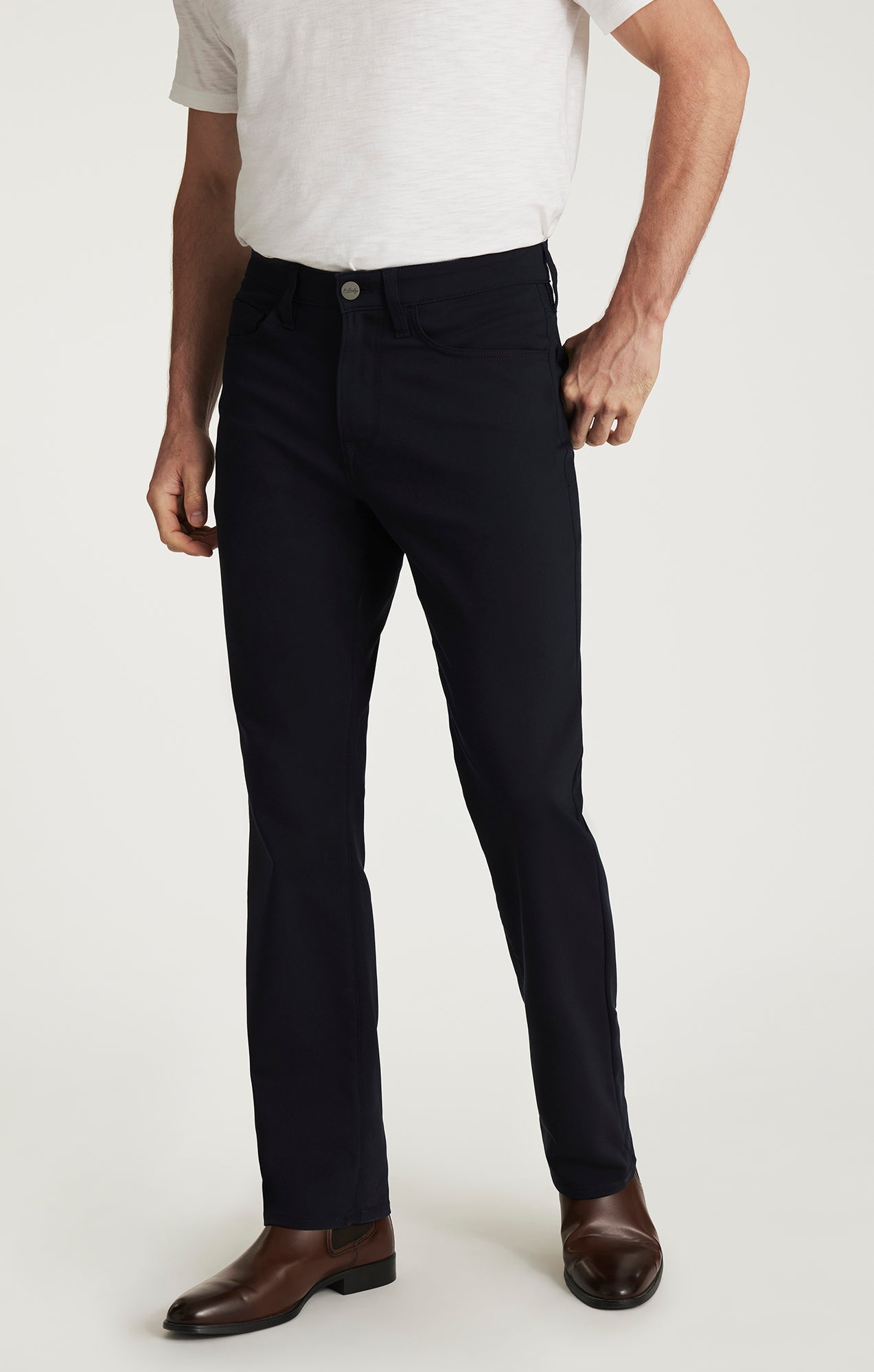 34 Heritage Charisma Relaxed Commuter Pants in Dark Navy