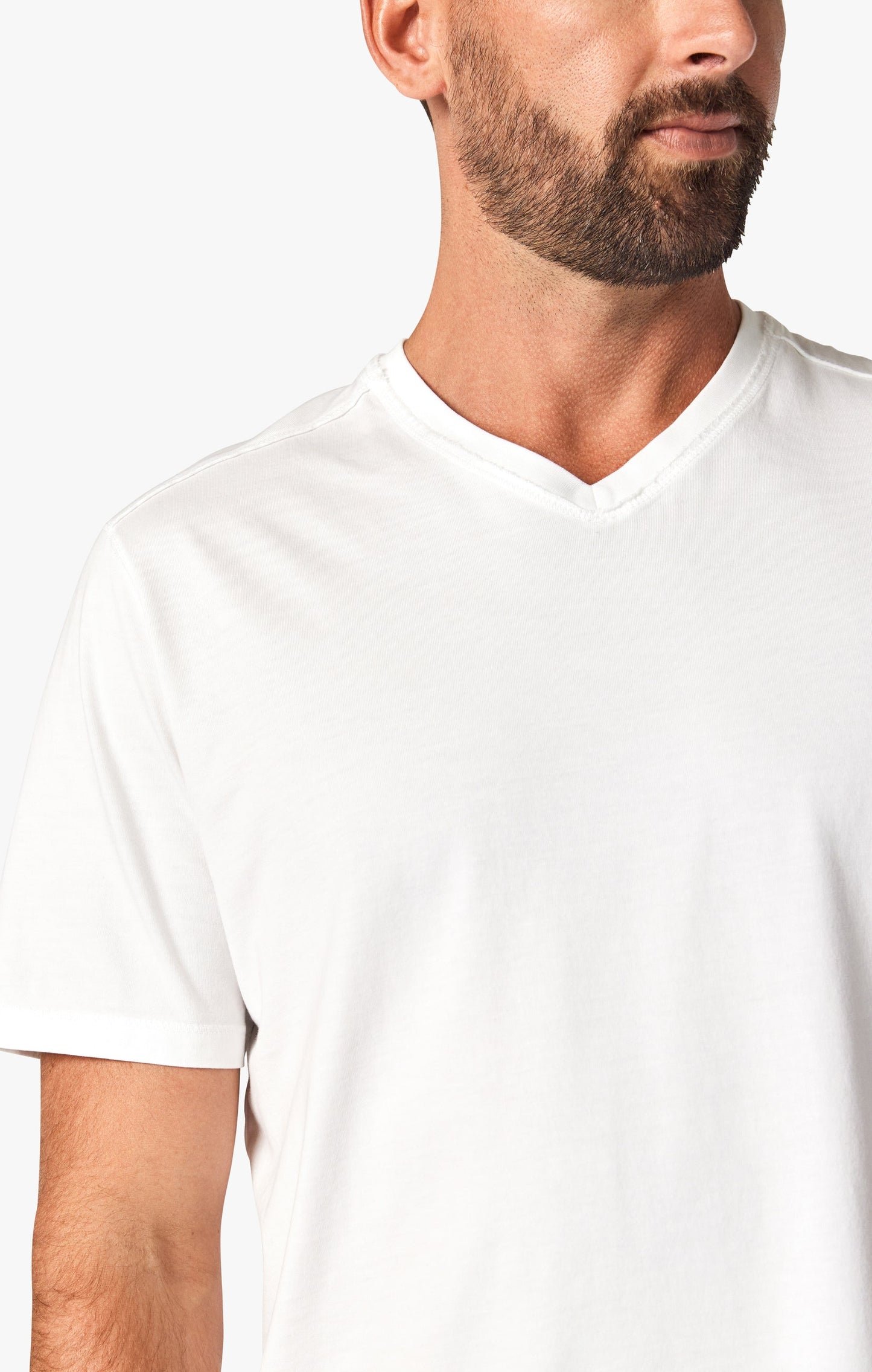 34 Heritage Deconstructed V-Neck T-Shirt in White