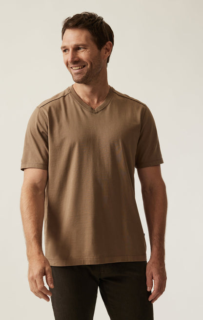 34 Heritage Deconstructed V-Neck T-Shirt In Shitake