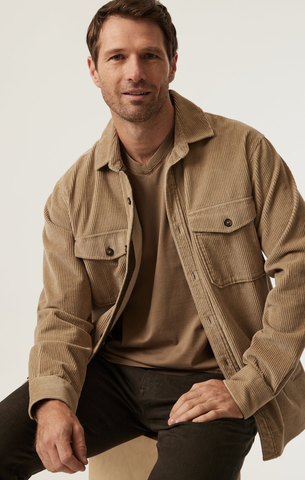 34 Heritage Deconstructed V-Neck T-Shirt In Shitake