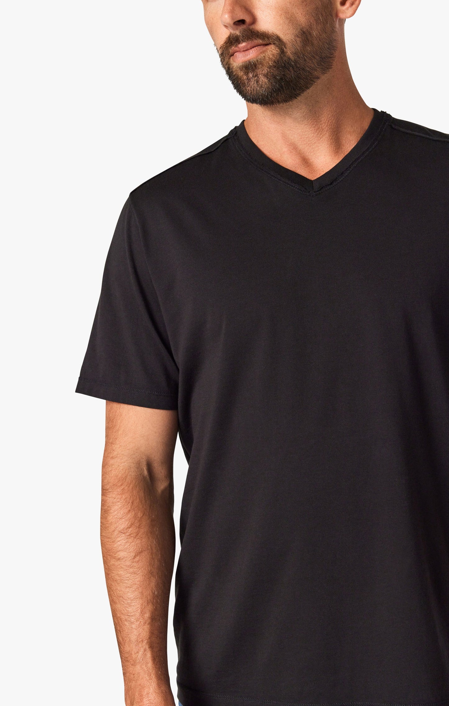 34 Heritage Deconstructed V-Neck T-Shirt in Black