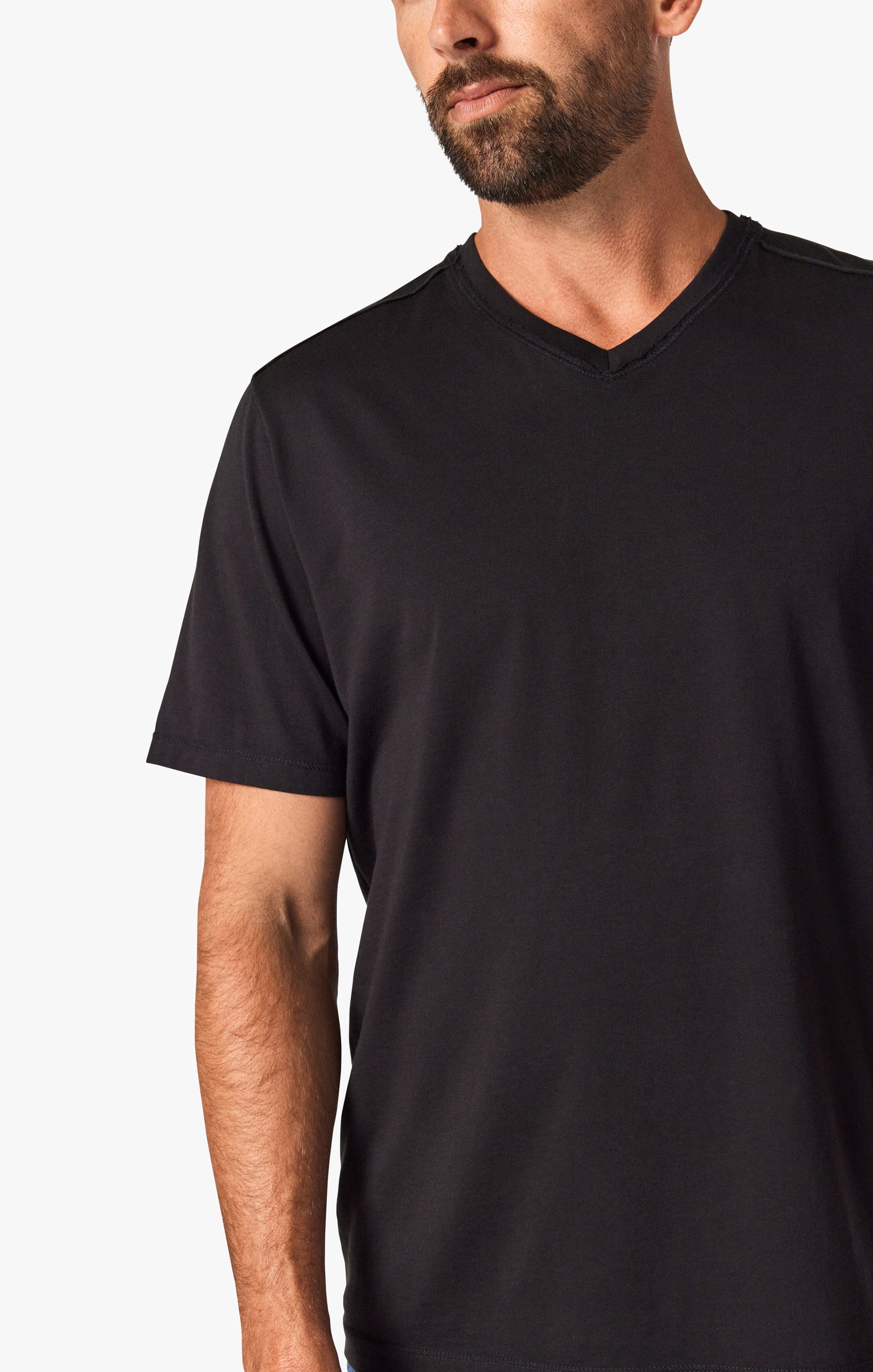 34 Heritage Deconstructed V-Neck T-Shirt in Black