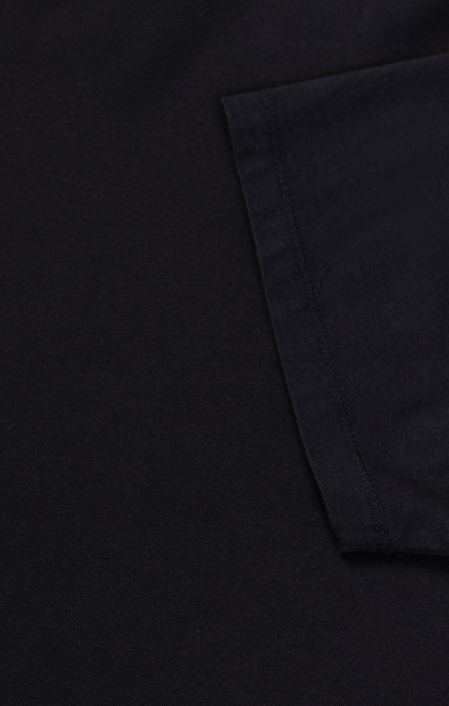 34 Heritage Deconstructed V-Neck T-Shirt in Black