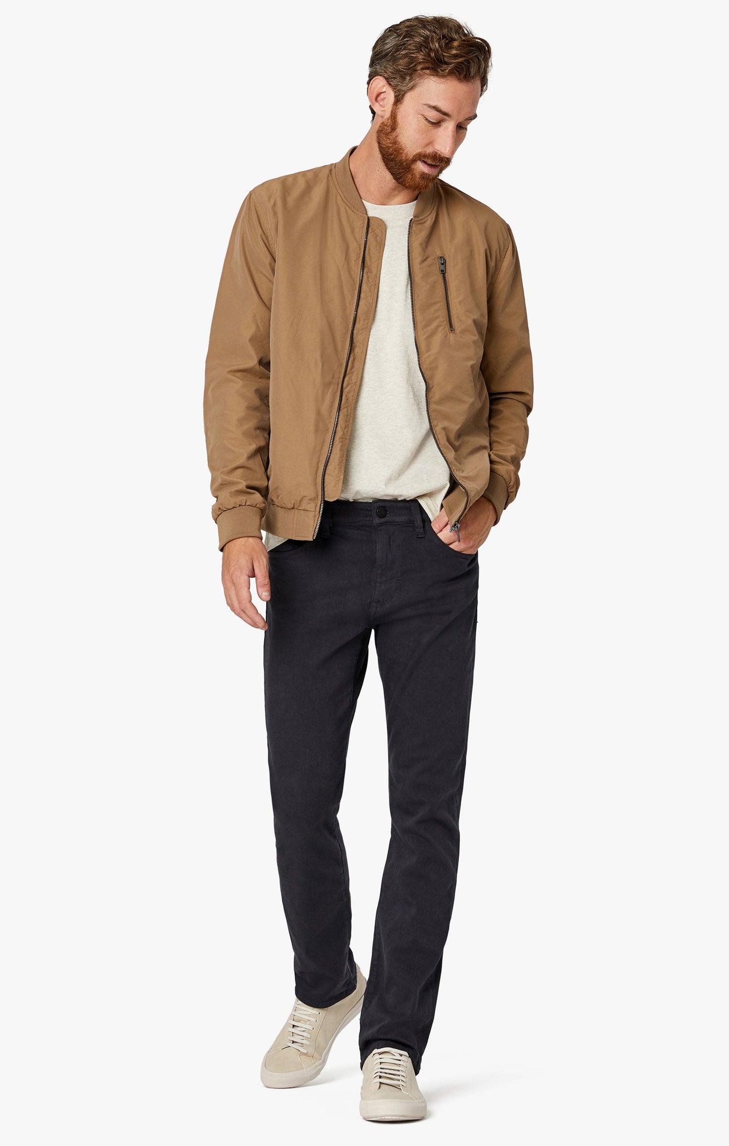 34 Heritage Courage Straight Leg Jeans In Iron Comfort