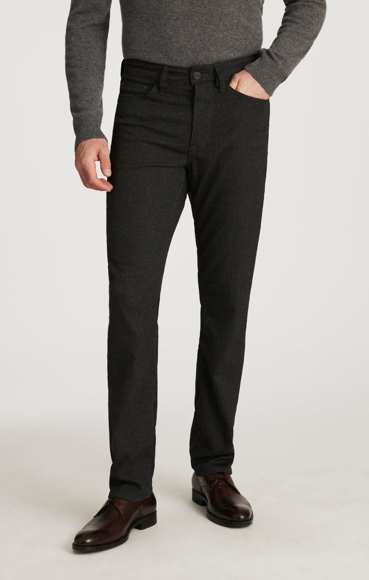 34 Heritage Charisma Relaxed Straight Pants In Smoke Serrano