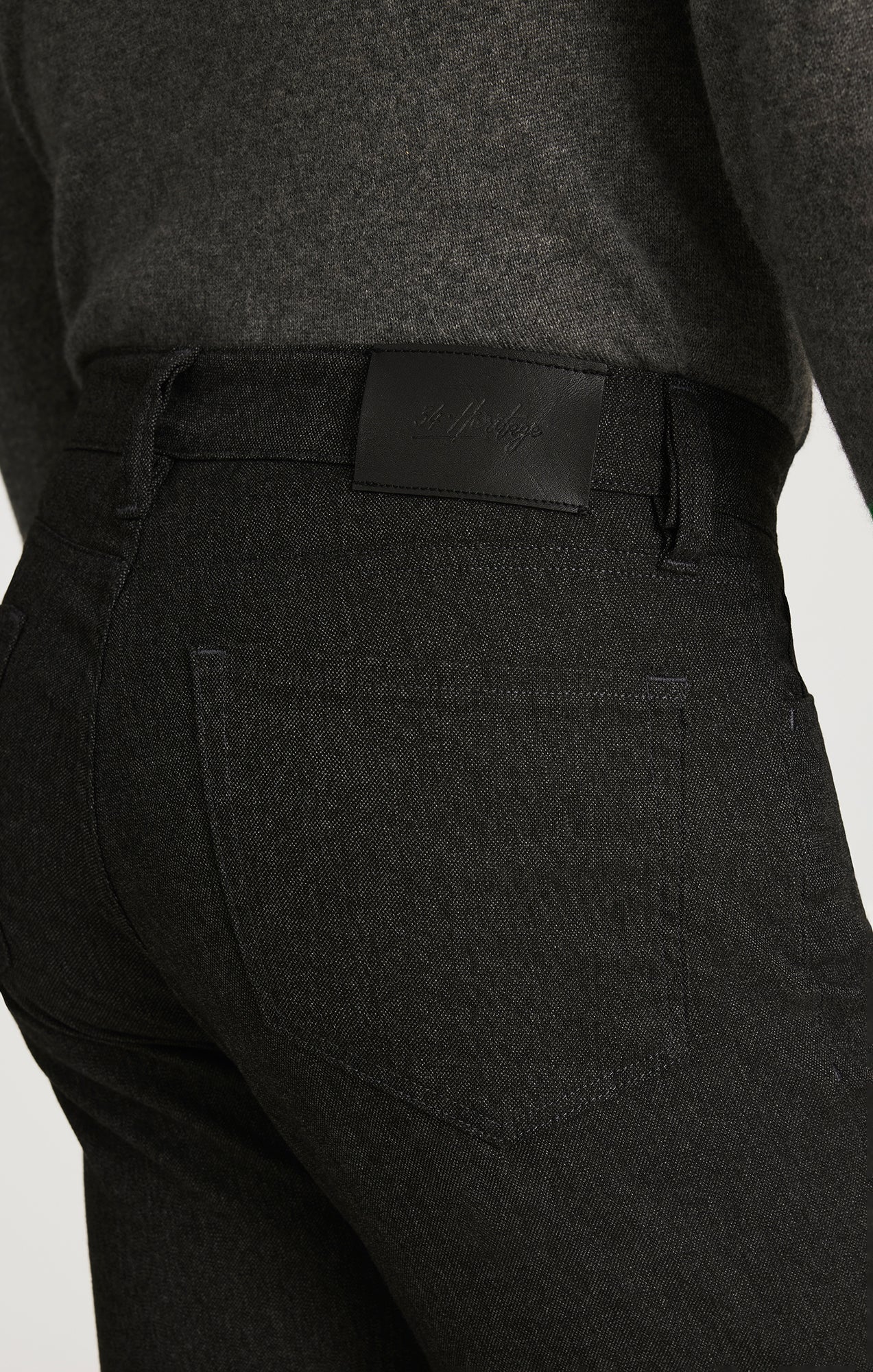 34 Heritage Charisma Relaxed Straight Pants In Smoke Serrano